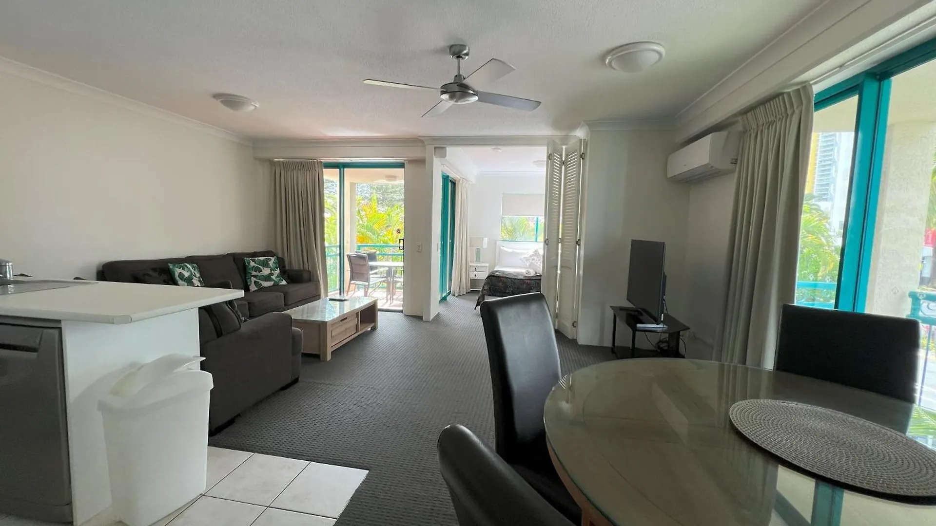 Apartment Cha Private Apts Aruba Beach Gold Coast