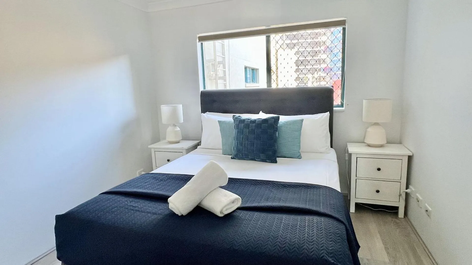 Cha Private Apts Aruba Beach Gold Coast Australia