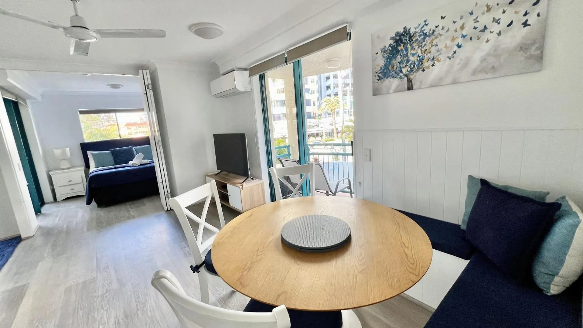 Apartment Cha Private Apts Aruba Beach Gold Coast Australia